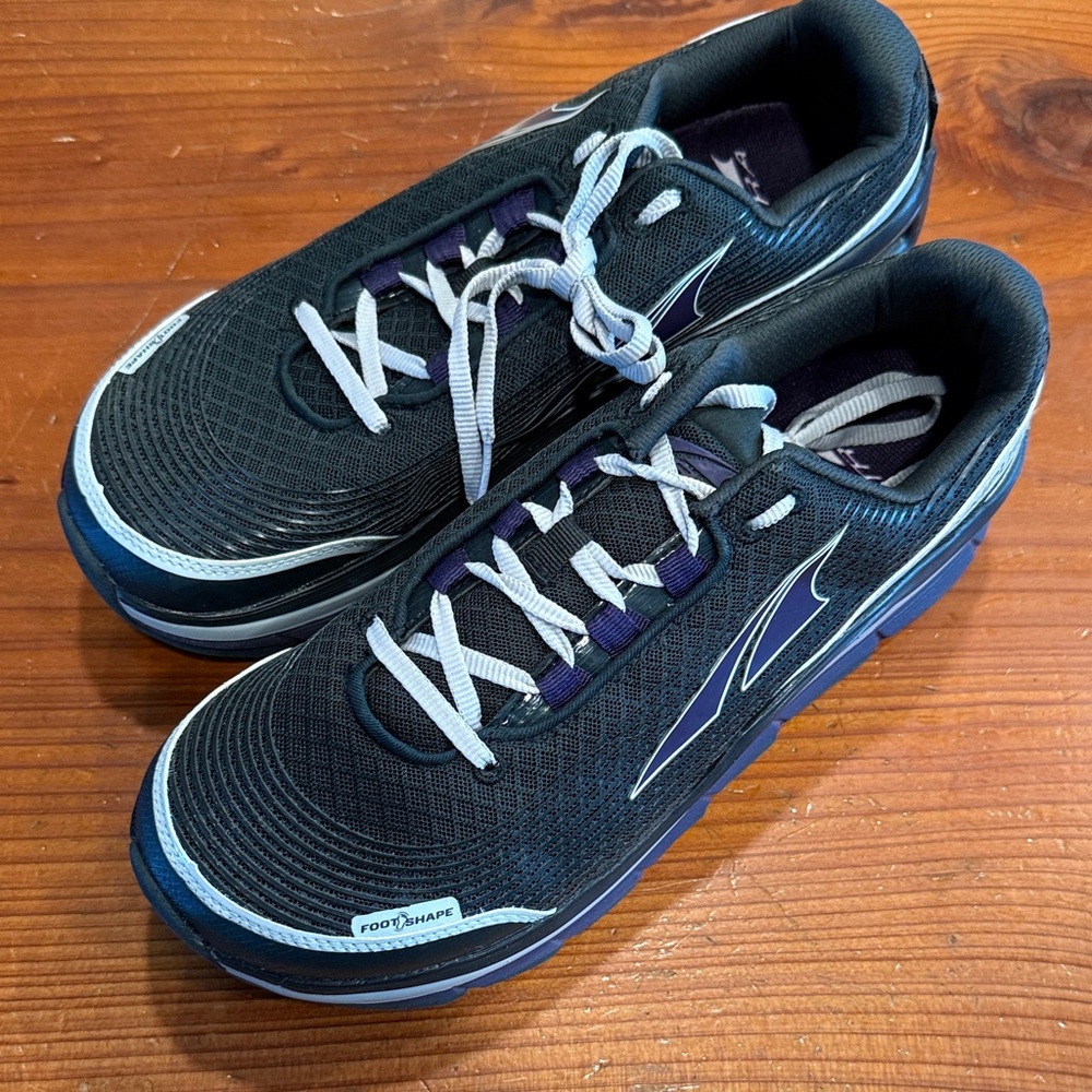 Altra Black and Navy Athletic Shoes